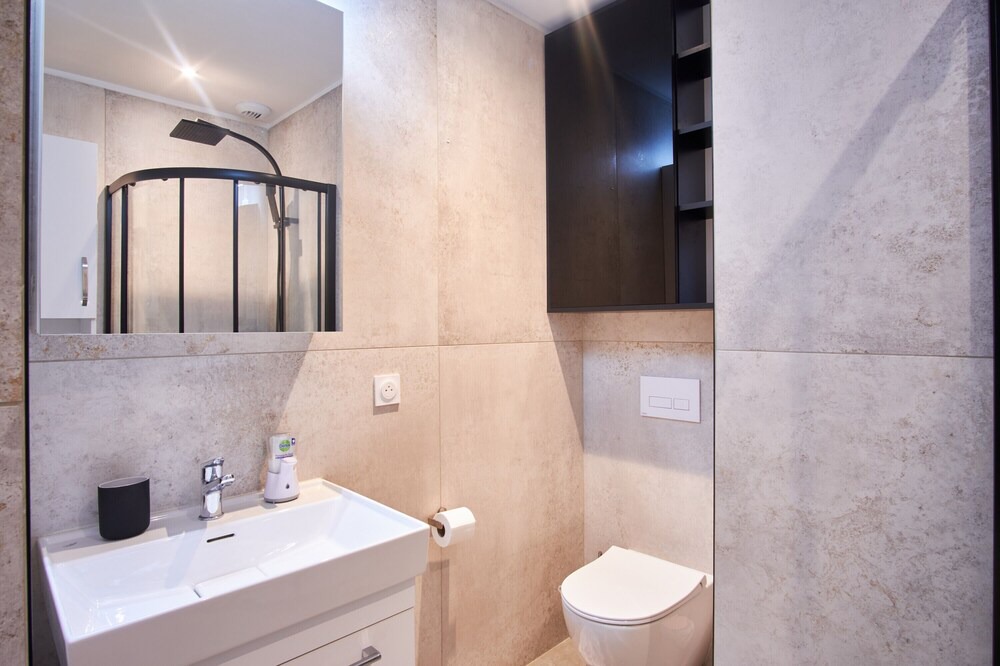 Photo of Bathroom in Quartier Exposition-Bajatiere