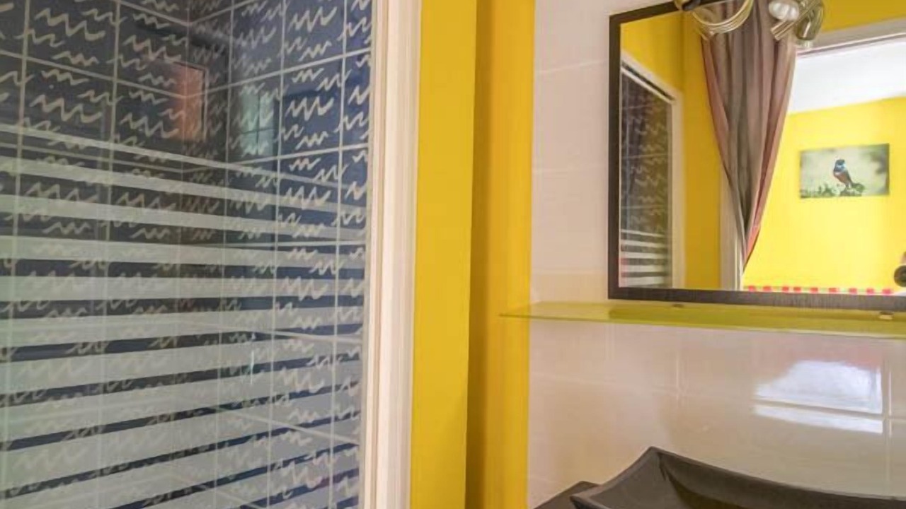 Photo of Bathroom in Maringues