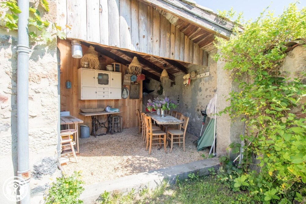 Photo of Outdoor in Egliseneuve-des-Liards