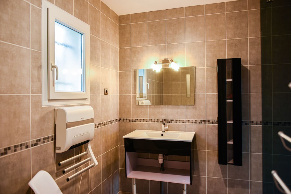 Photo of Bathroom in Montreal