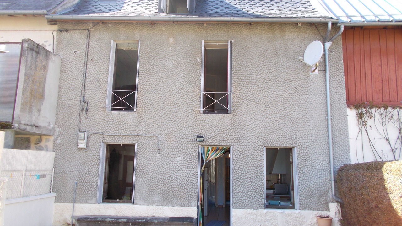 Photo of Outdoor in Chambon-sur-Lac