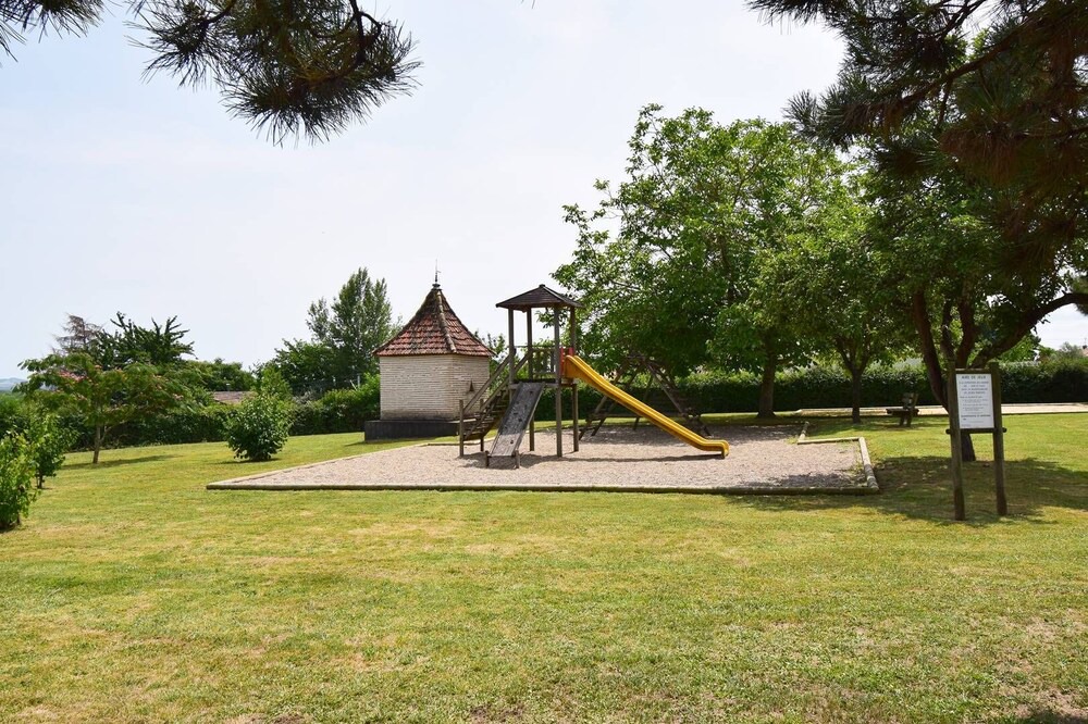Photo of Others in Le Mas-dAgenais