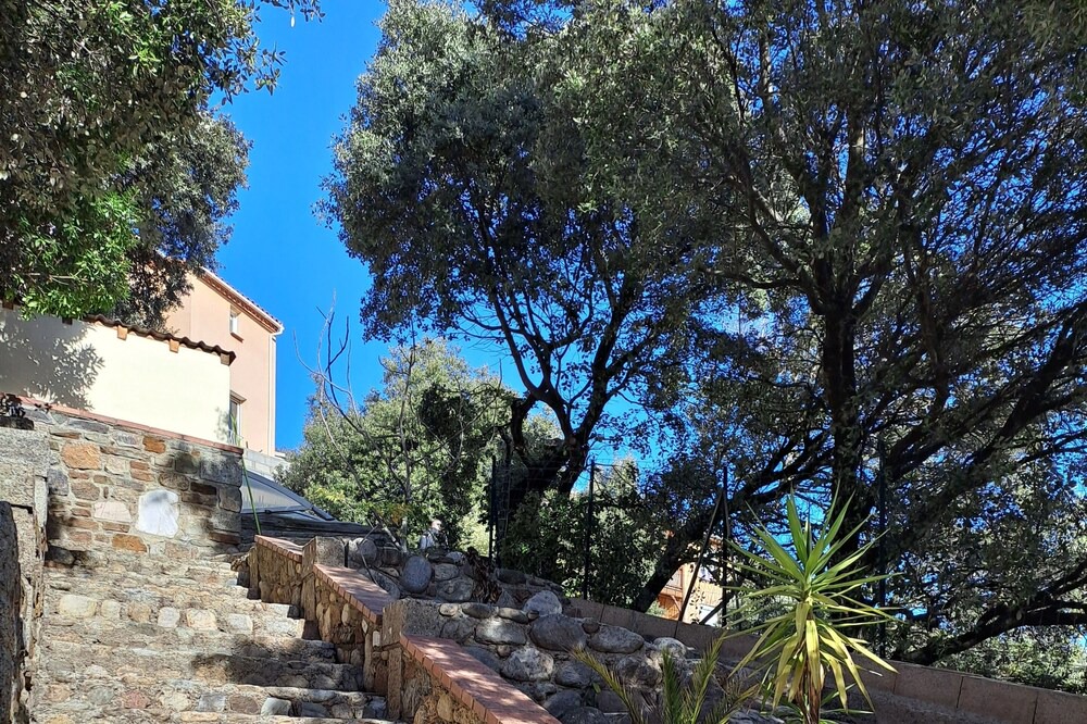 Photo of Outdoor in Montbolo
