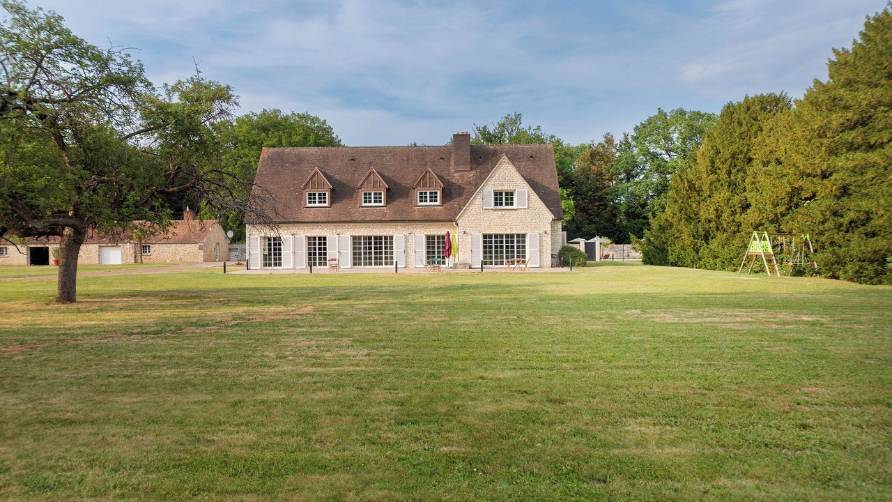 Photo of Outdoor in Auvernaux