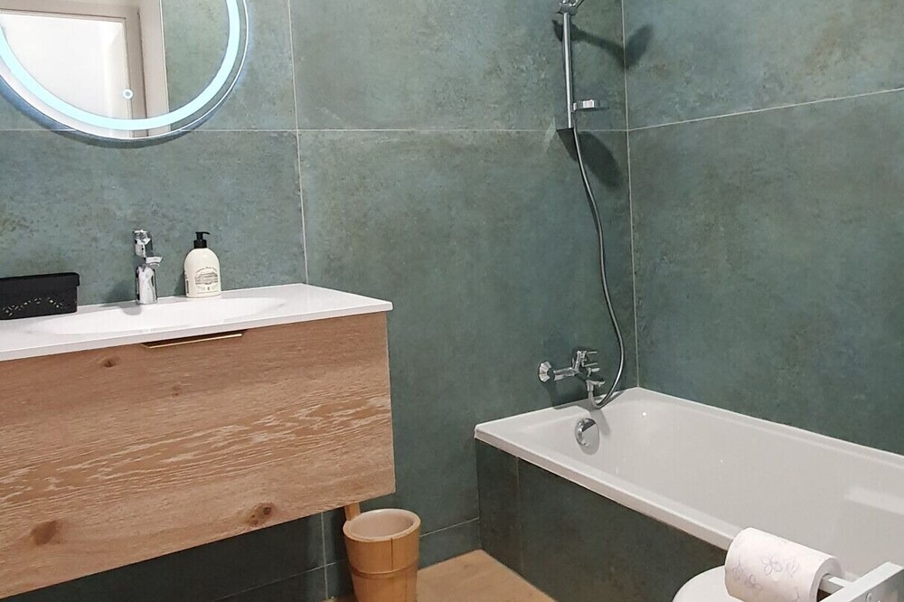 Photo of Bathroom in Montperreux
