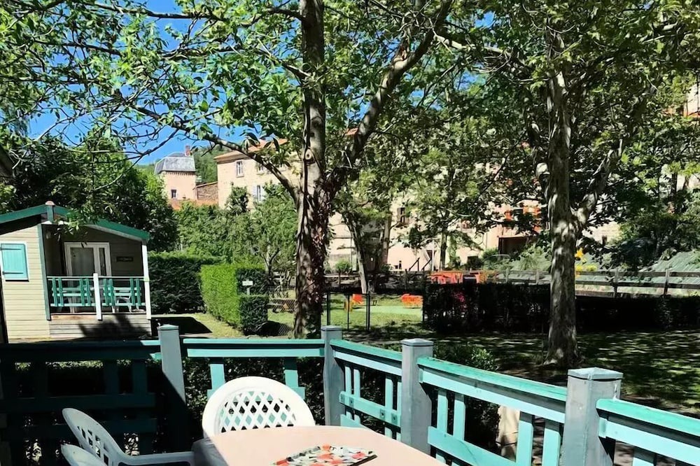 Photo of Outdoor in Montaigut-le-Blanc