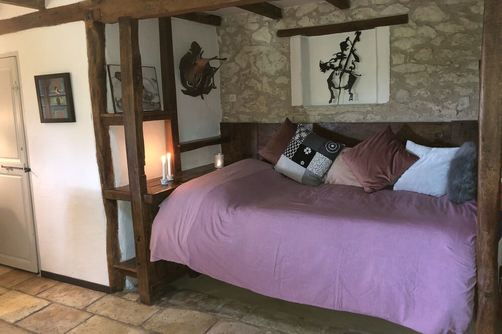 Photo of Bedroom in Touffailles