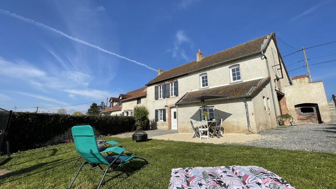 Photo of Outdoor in Louchy-Montfand