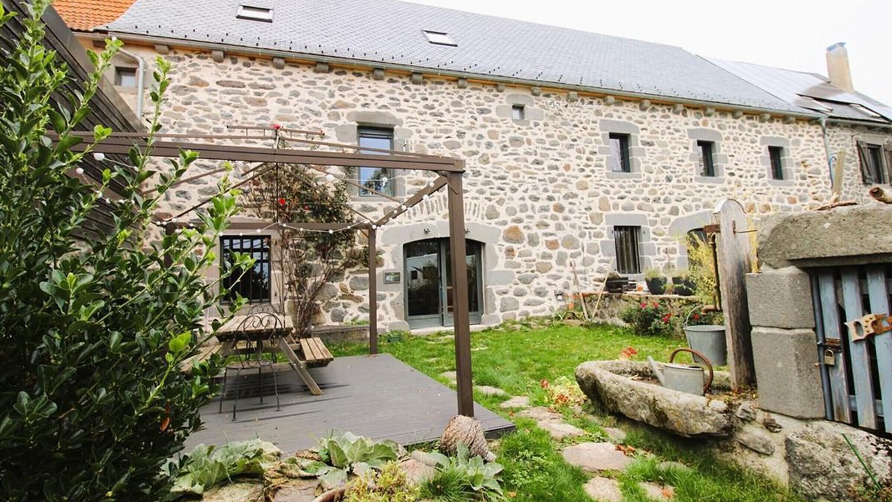 Photo of Patio Balcony in Ussel