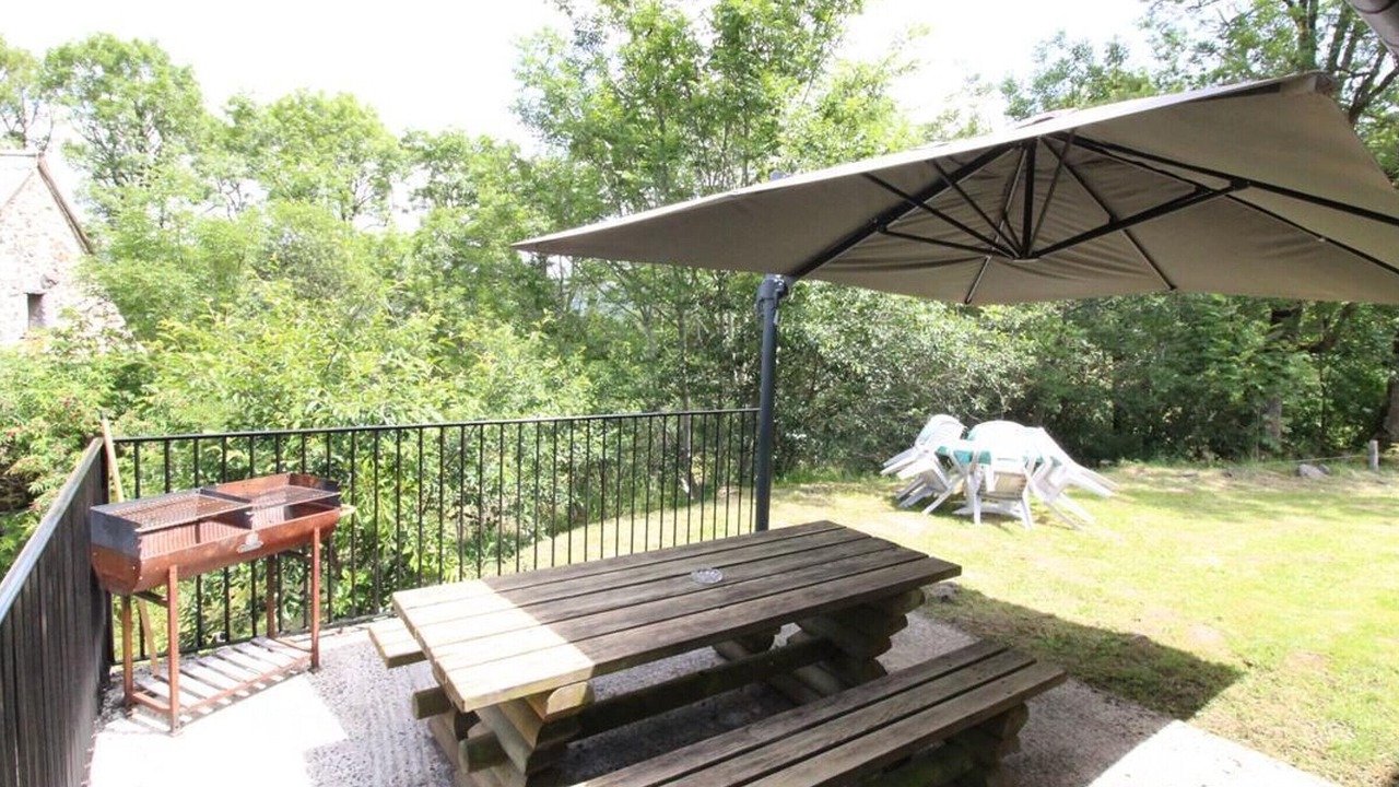 Photo of Outdoor in Veze