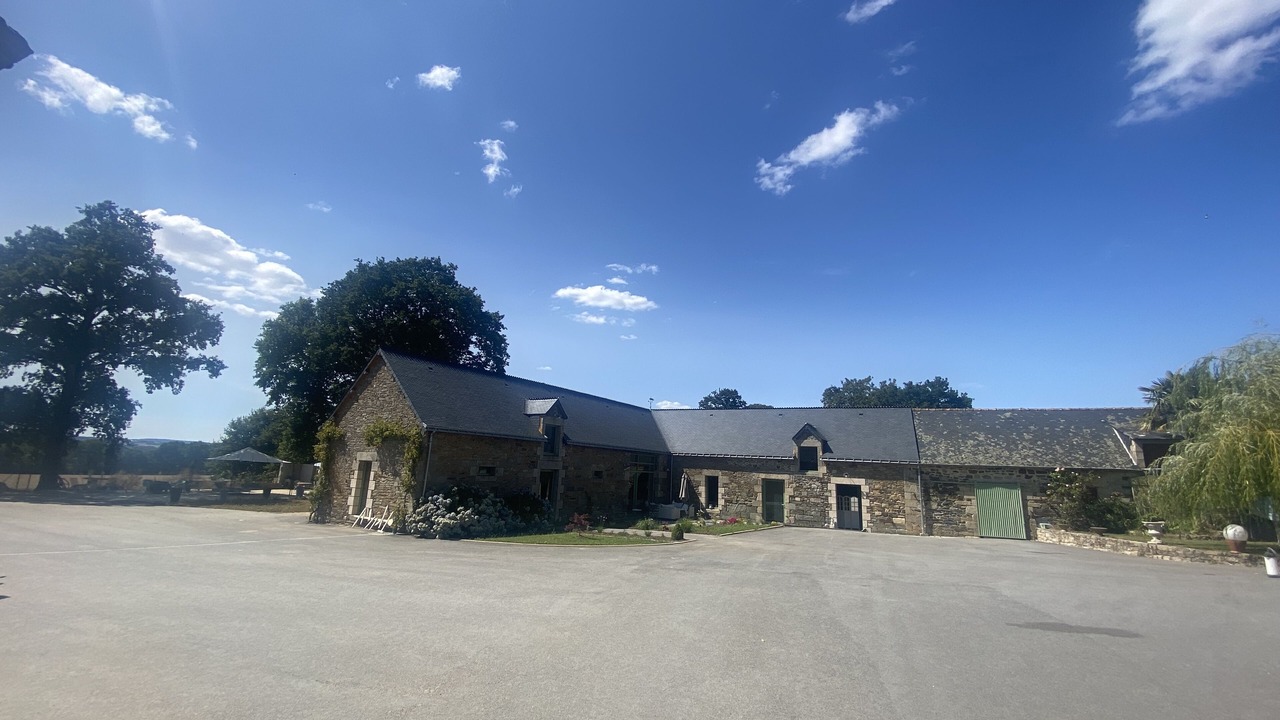 Photo of Outdoor in Neulliac