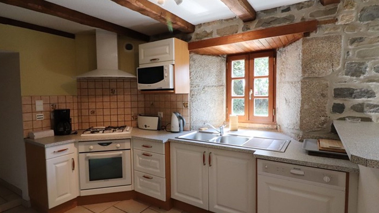 Photo of Kitchen in La Trinitat