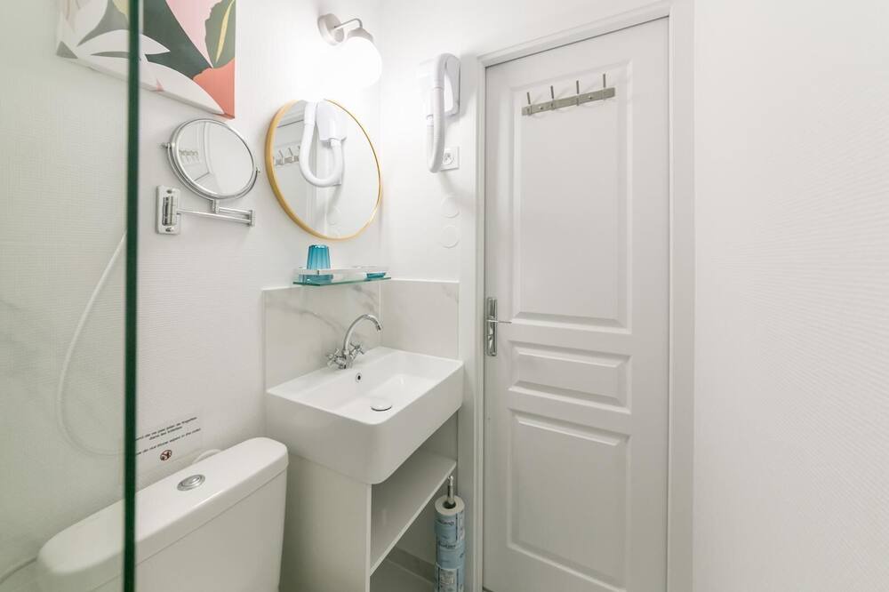 Photo of Bathroom in Passy