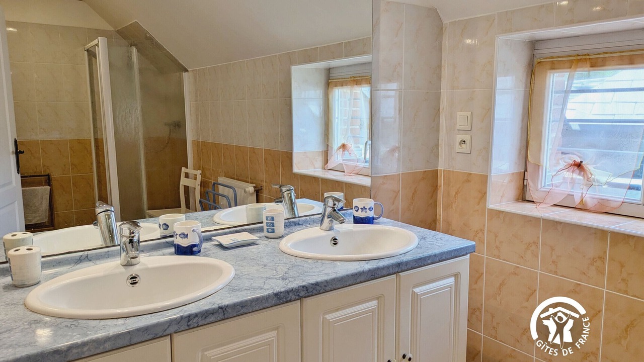 Photo of Bathroom in Montjean