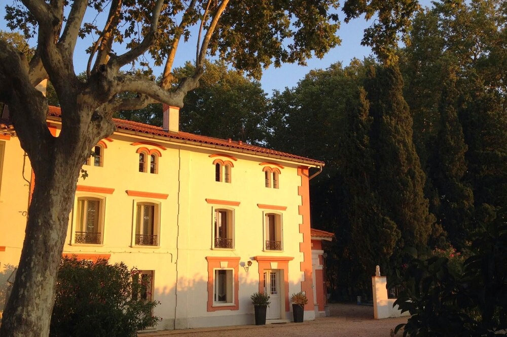 Photo of Outdoor in Saint-Genis