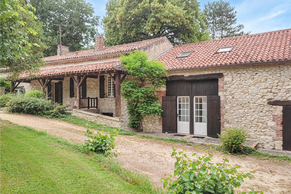 Photo of Outdoor in Montcabrier