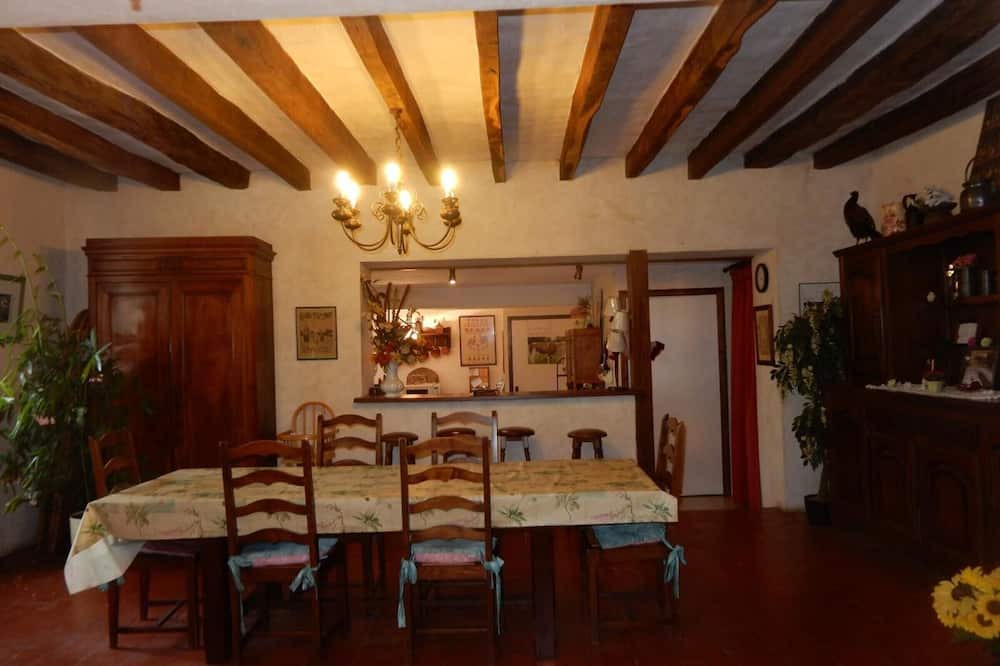 Photo of Kitchen in Tresson