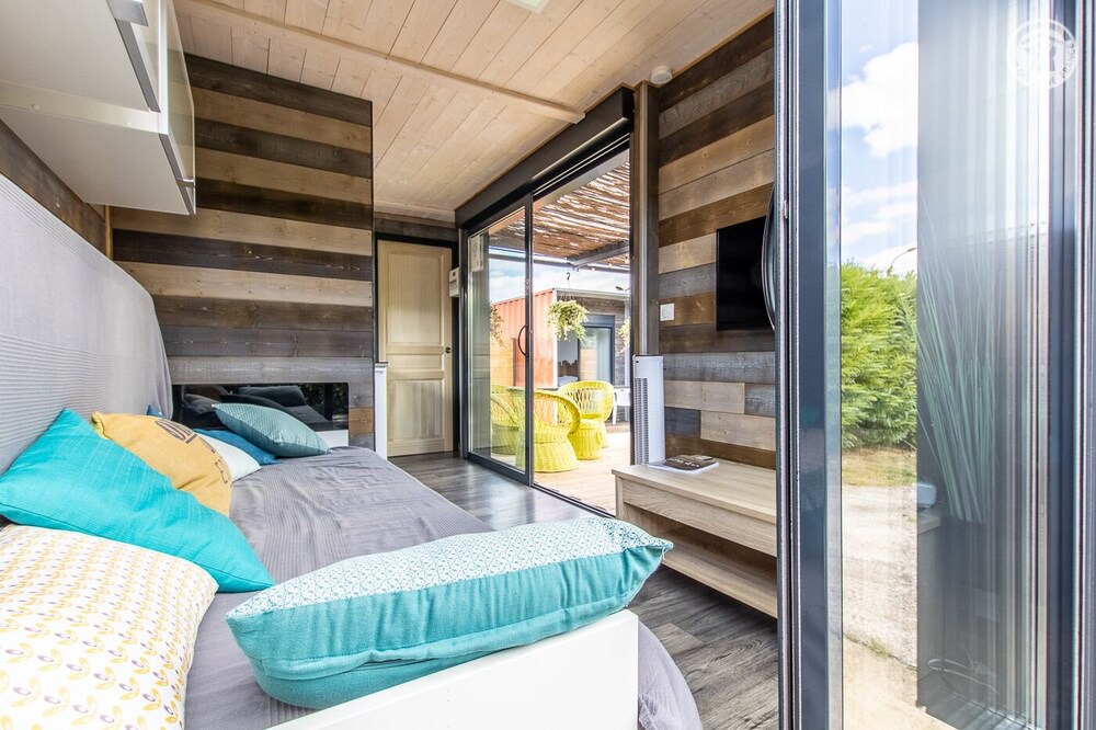 Photo of Bedroom in Toulon-sur-Arroux