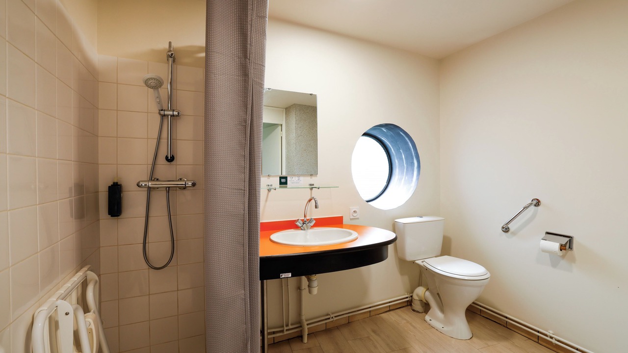 Photo of Bathroom in Locarn