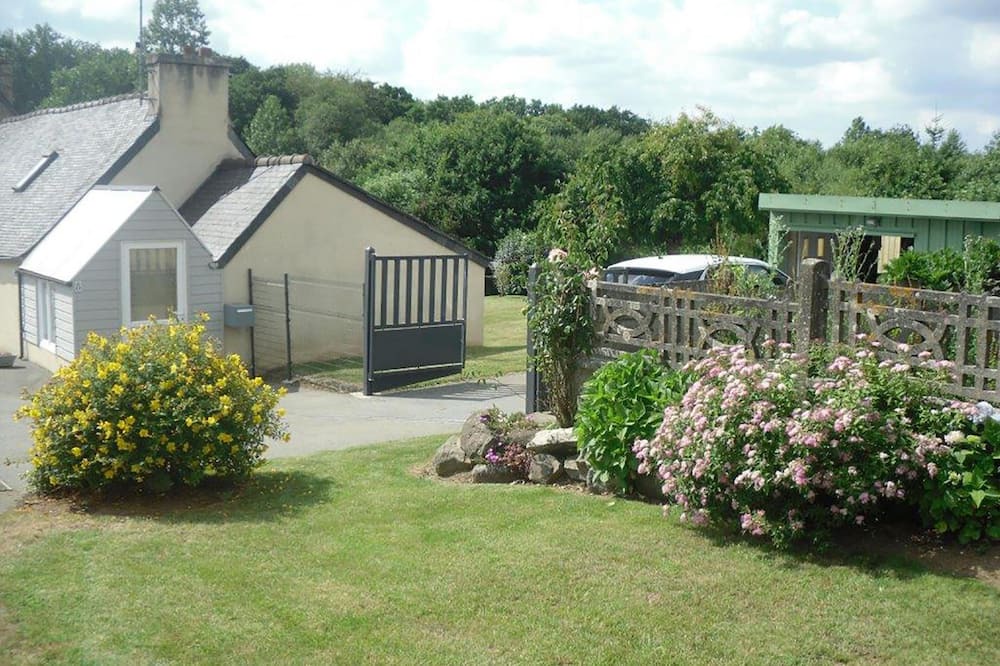 Photo of Outdoor in Treglamus