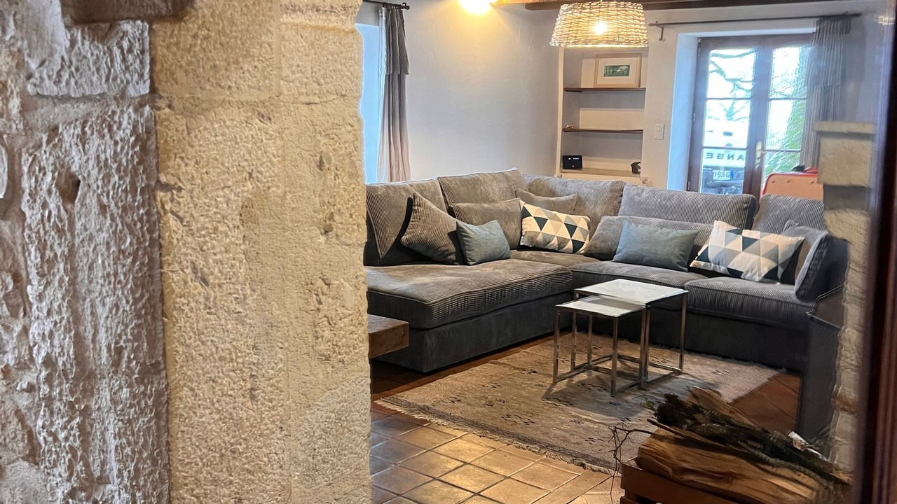 Photo of Livingroom in Contrevoz