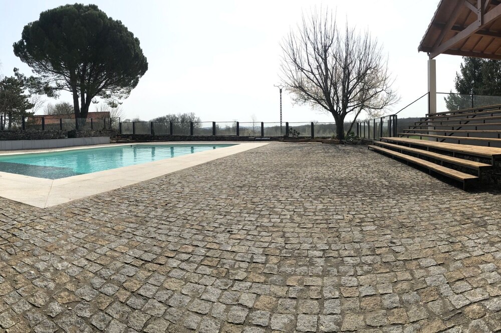 Photo of Outdoor in Caylus