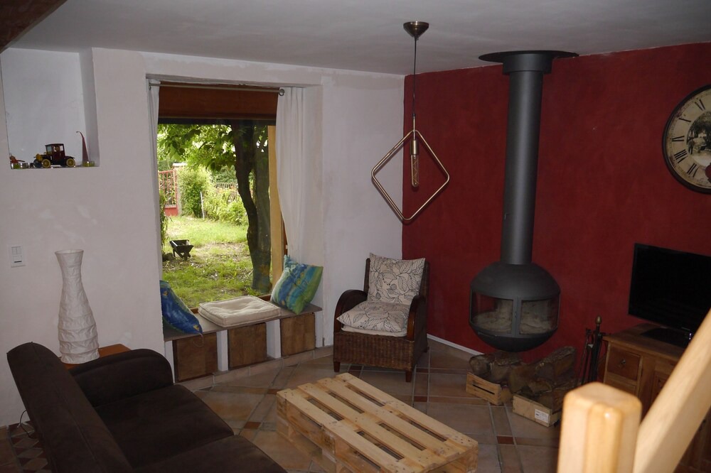 Photo of Livingroom in Sainte-Eulalie-de-Cernon