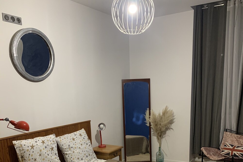 Photo of Bedroom in Saint-Etienne