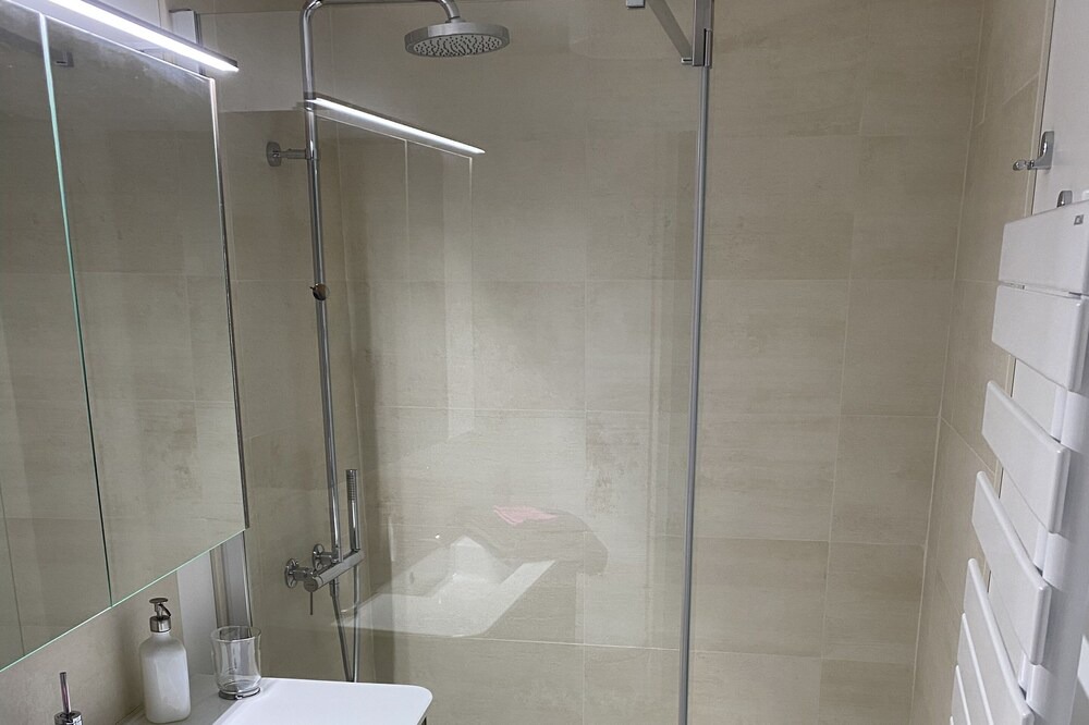 Photo of Bathroom in Saurier