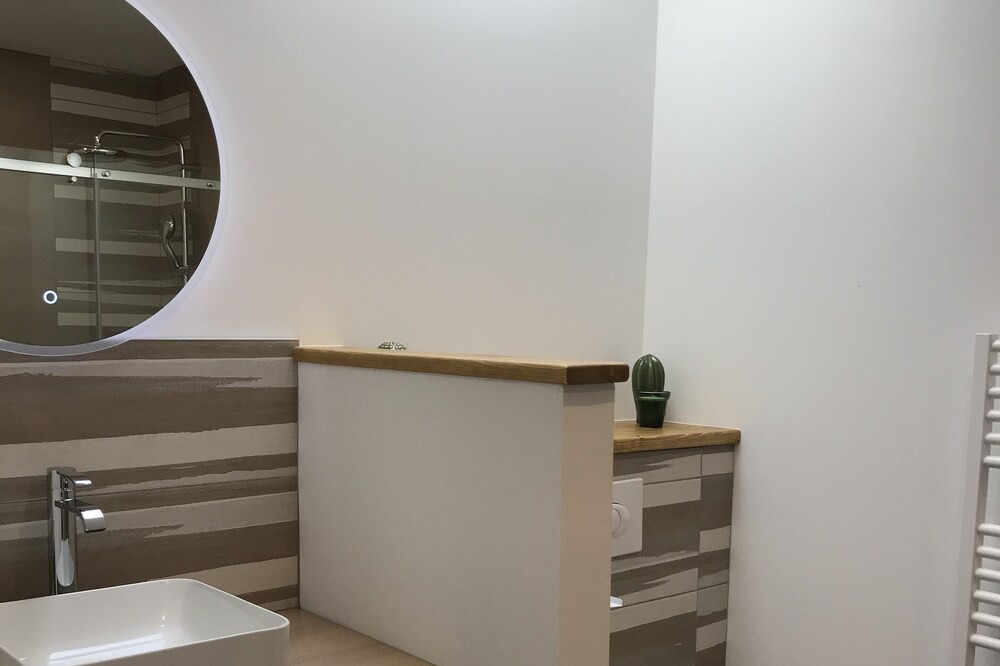 Photo of Bathroom in Portbail