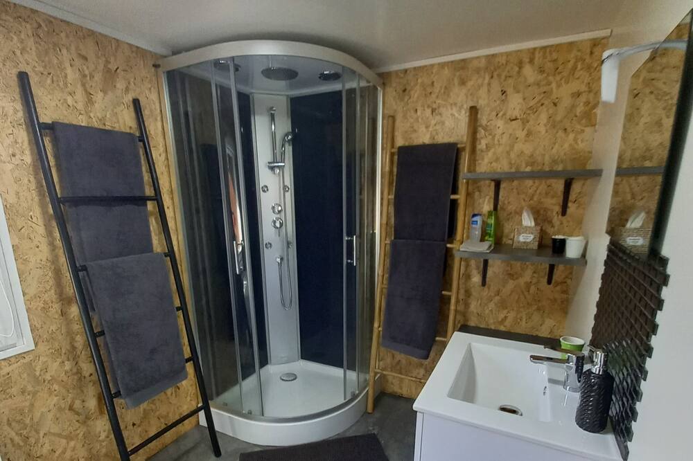 Photo of Bathroom in Le Massegros