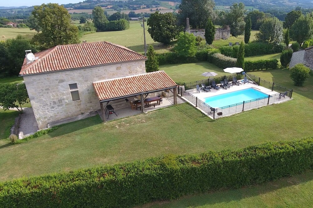 Photo of Outdoor in Montpezat