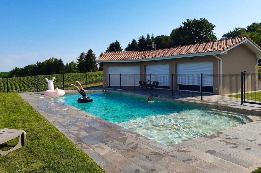 Photo of Outdoor in Pouillon