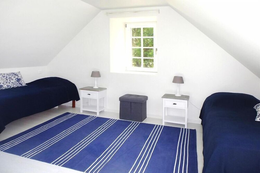 Photo of Bedroom in Plougrescant
