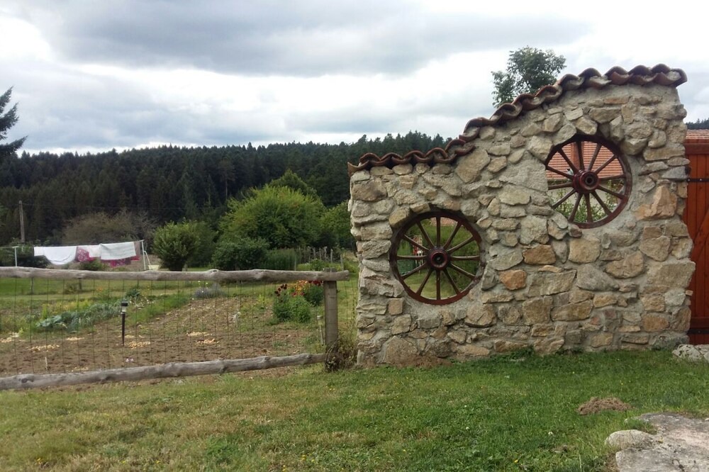 Photo of Outdoor in Saint-Germain-lʼHerm