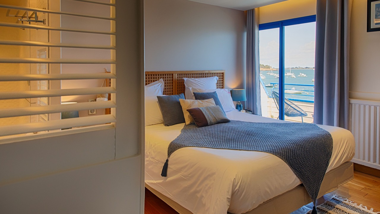 Photo of Bedroom in Arradon