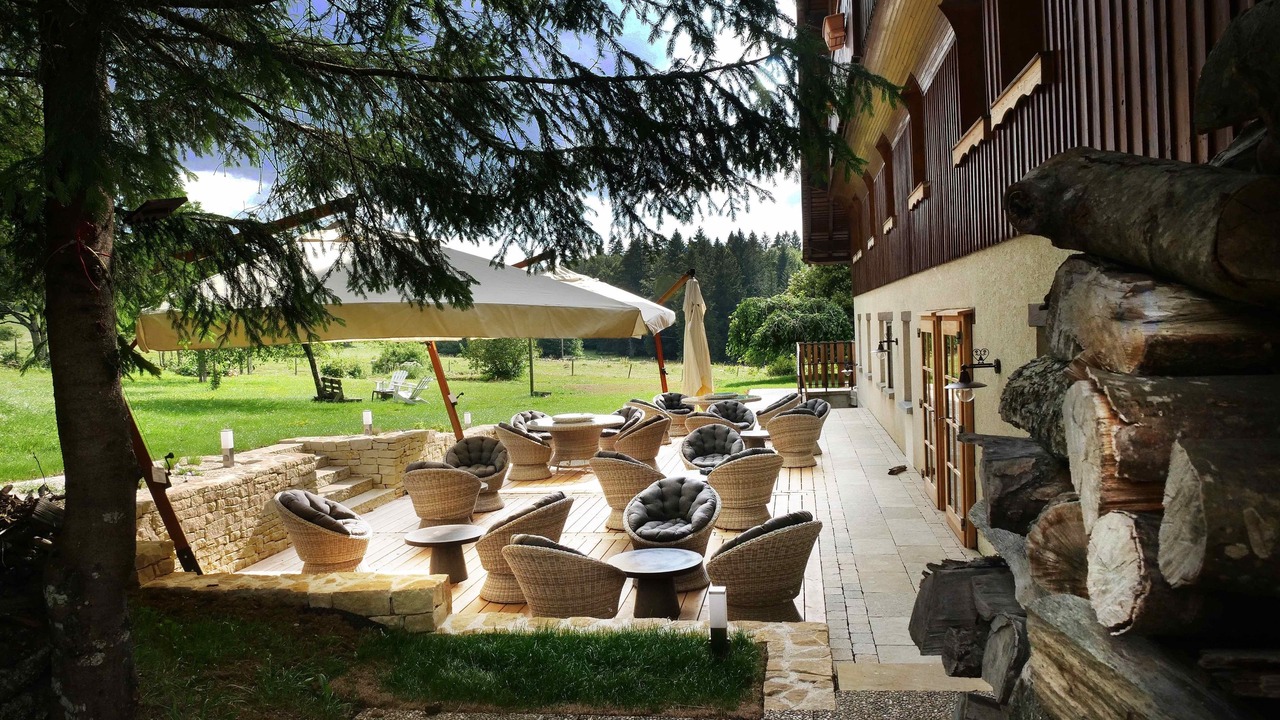Photo of Patio Balcony in Verrieres-de-Joux