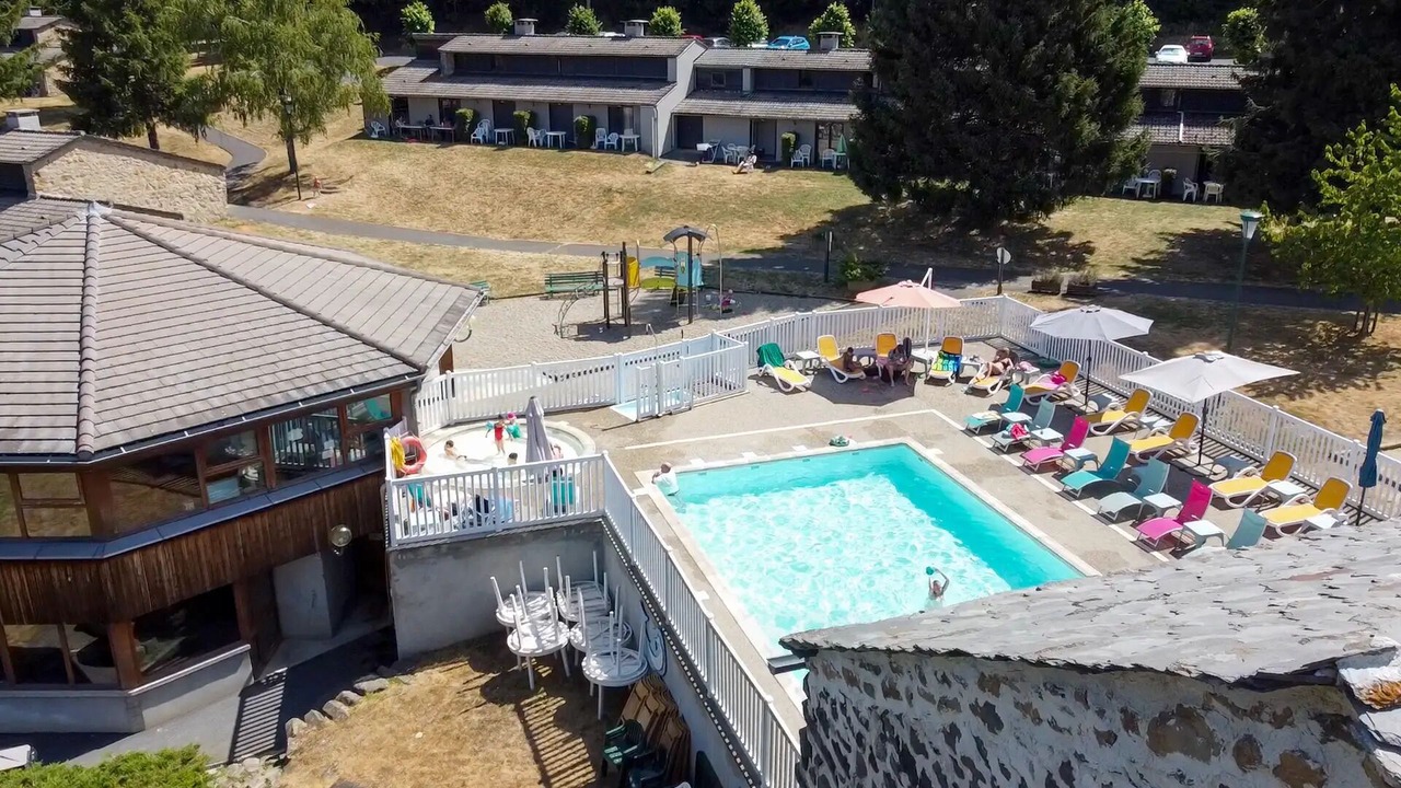 Photo of Outdoor in Saint-Julien-Chapteuil