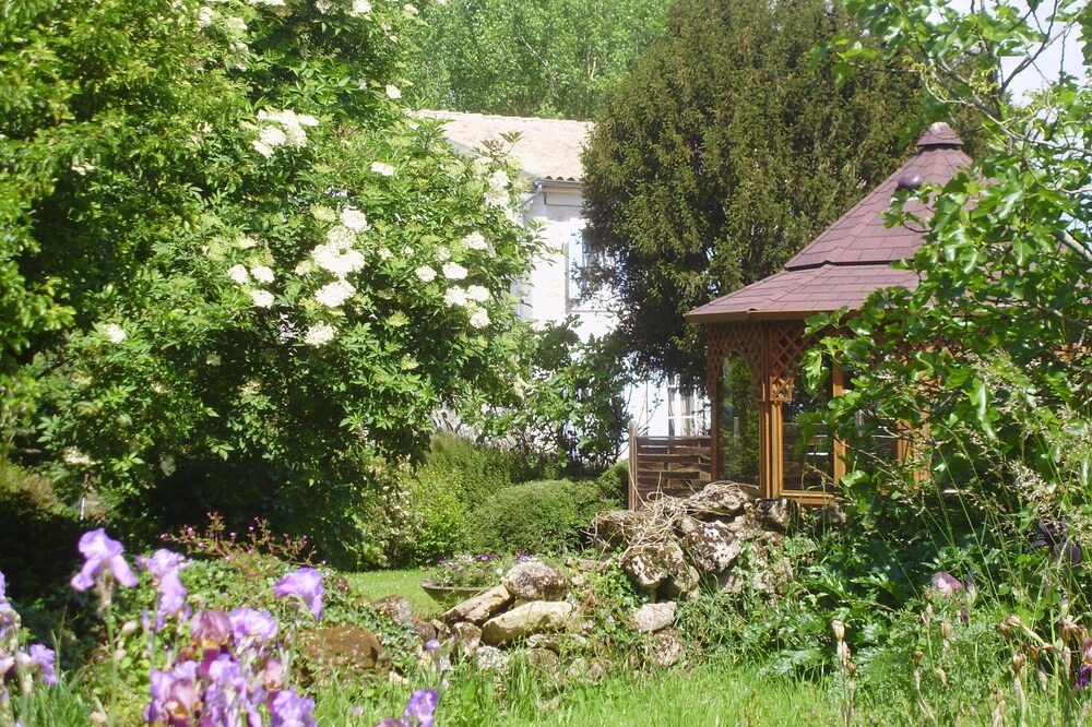 Photo of Outdoor in Champdolent