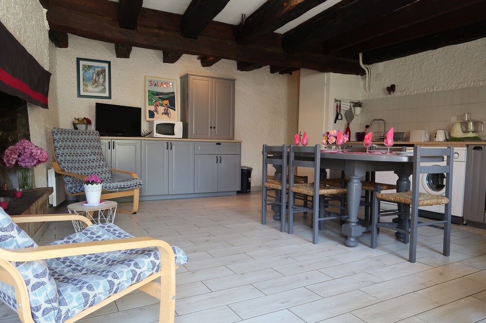 Photo of Livingroom in Cazaux-Frechet-Aneran-Camors