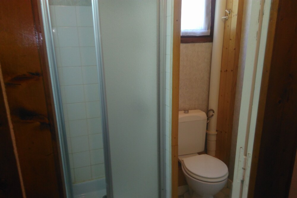 Photo of Bathroom in Saint-Remy-Sur-Durolle