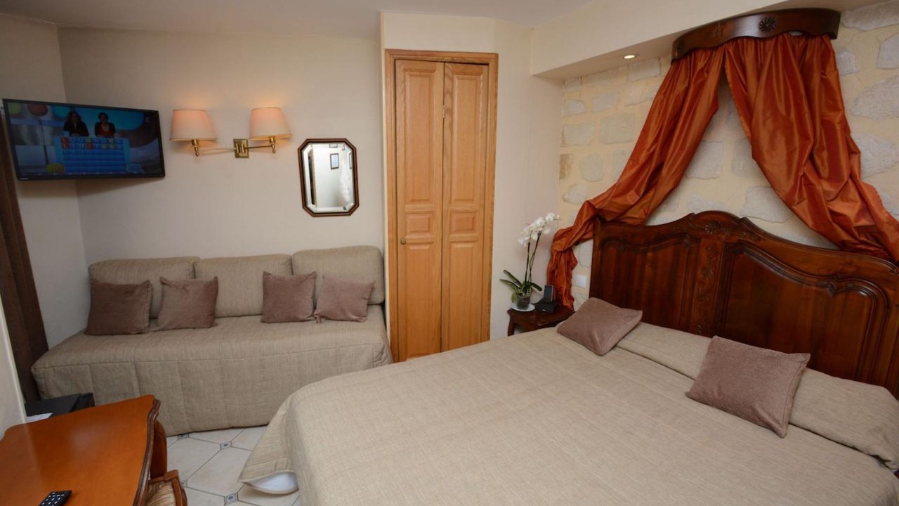 Photo of Bedroom in Saint-Victor