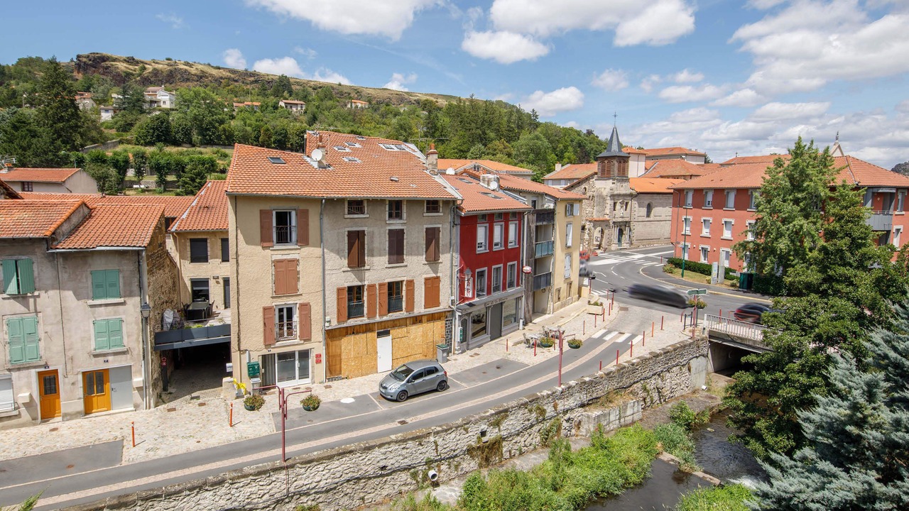 Photo of Others in Vals-pres-le-Puy