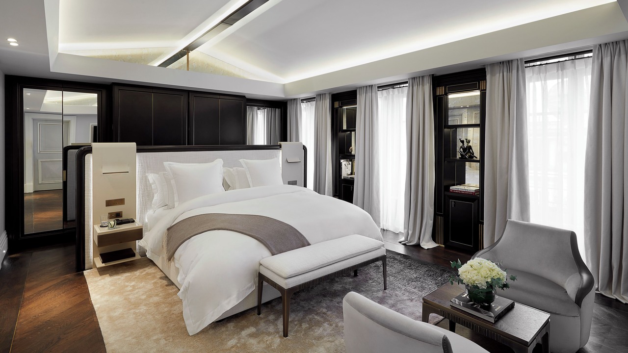 Photo of Bedroom in Champs-Elysees