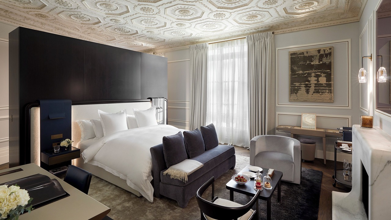 Photo of Bedroom in Champs-Elysees