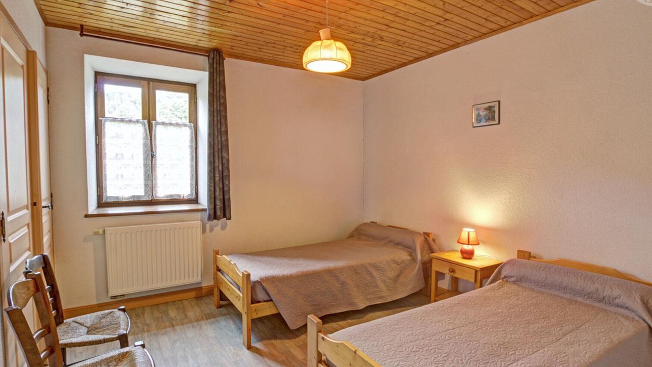 Photo of Bedroom in Gumieres