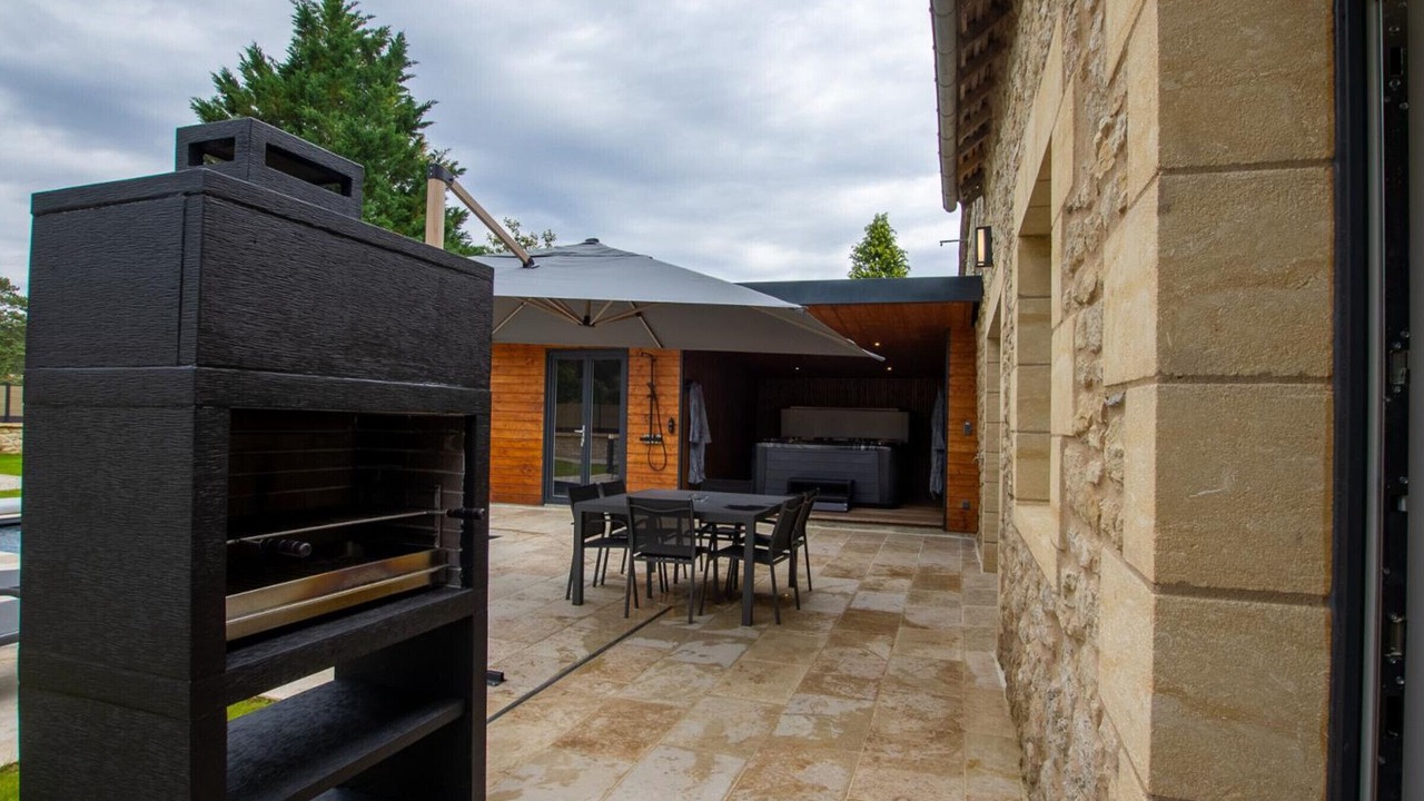 Photo of Outdoor in Anlhiac