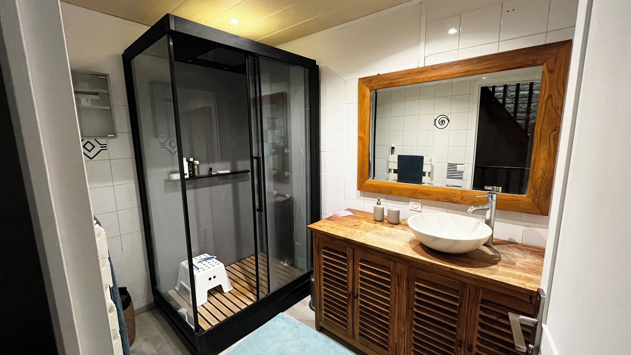 Photo of Bathroom in Tigery
