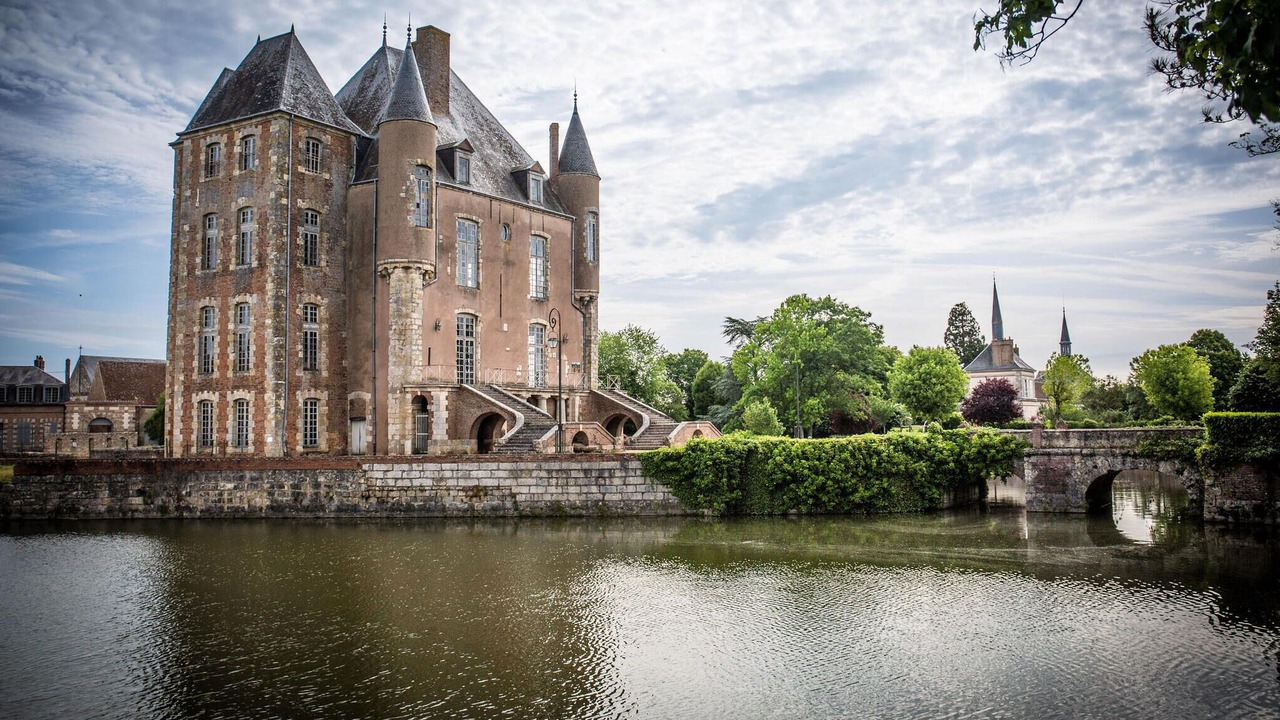 Photo of Outdoor in La Ferte-Saint-Aubin
