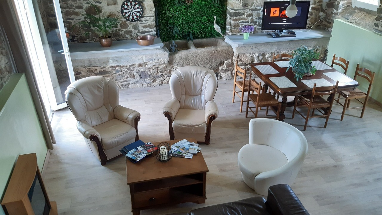 Photo of Livingroom in Allineuc